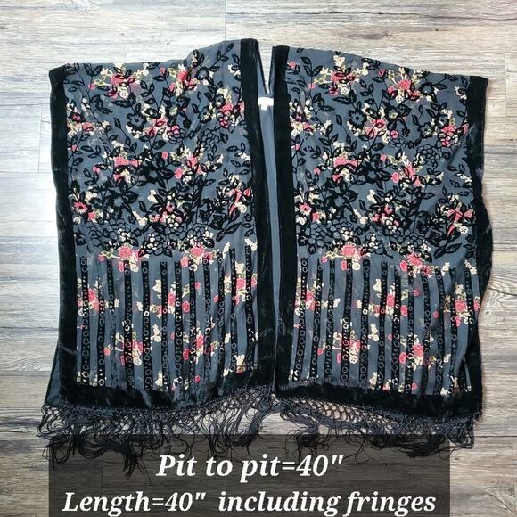 World Market Women Kimono Drape Floral Velvet Trim Fringes One Size Boho Shawl - Picture 3 of 10